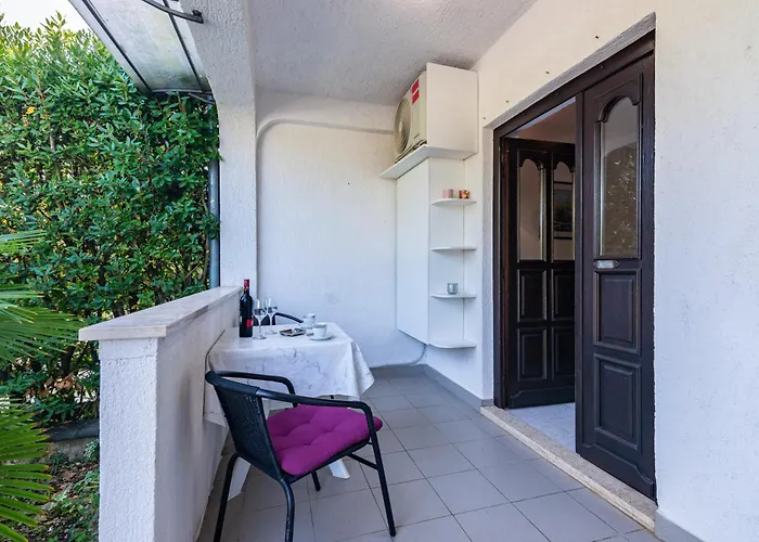 Laurus Apartman Vantačići